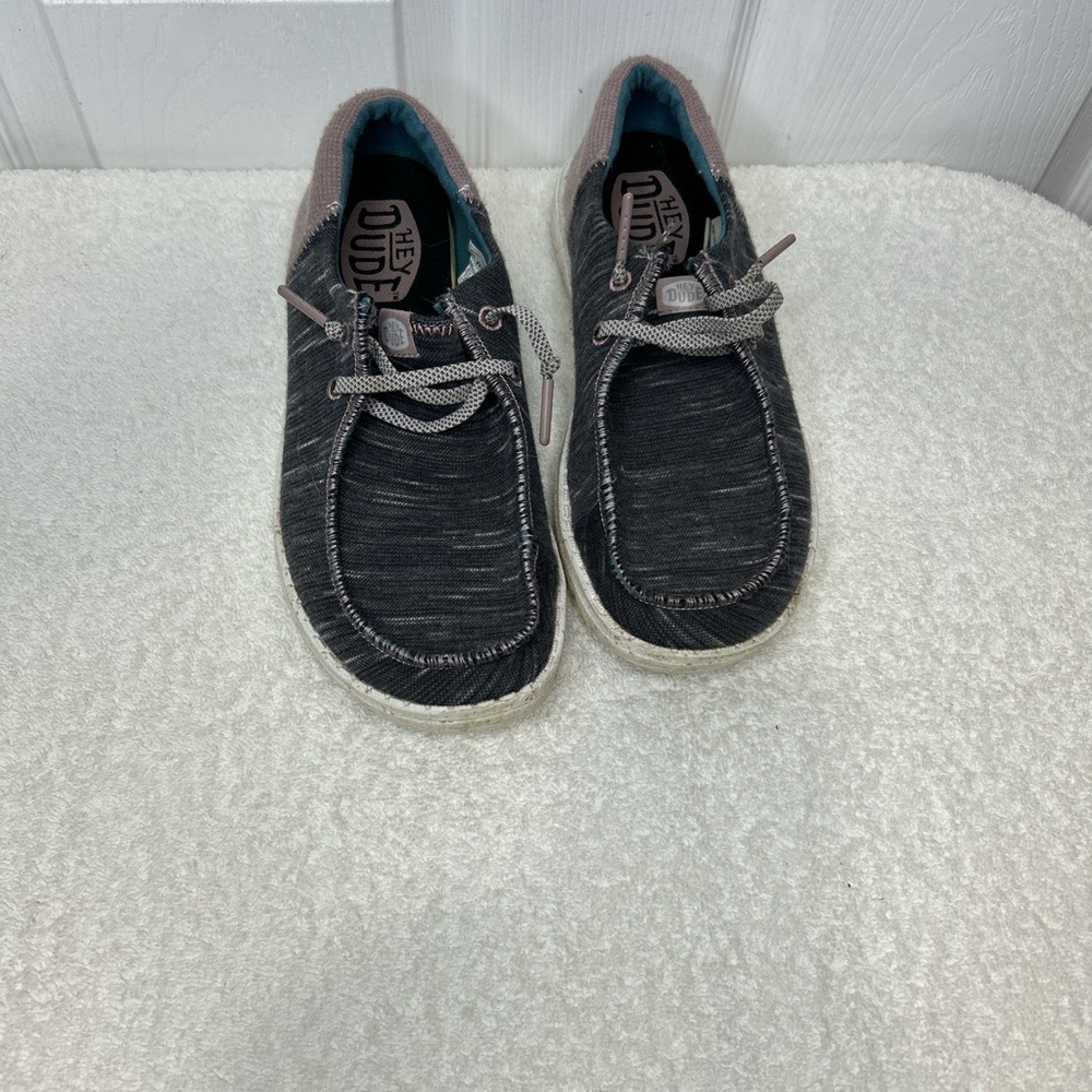 Hey Dude Wendy Slip-On Shoes Women’s Size 6 Lightweight Casual